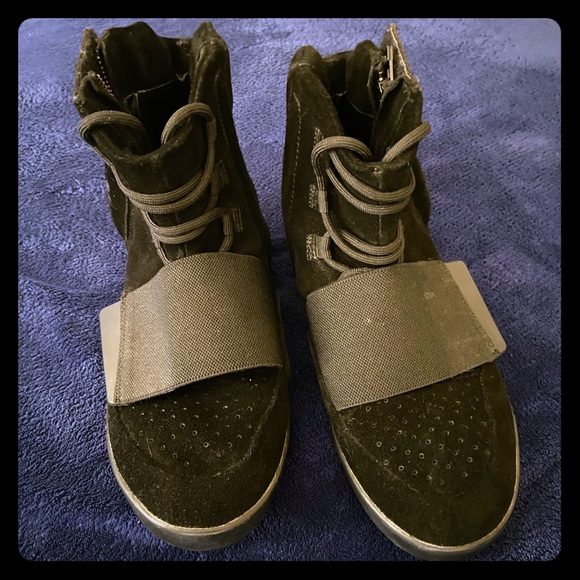 Sneakers Adidas Yeezy Boost 750 Gray To buy in Moscow and MO
